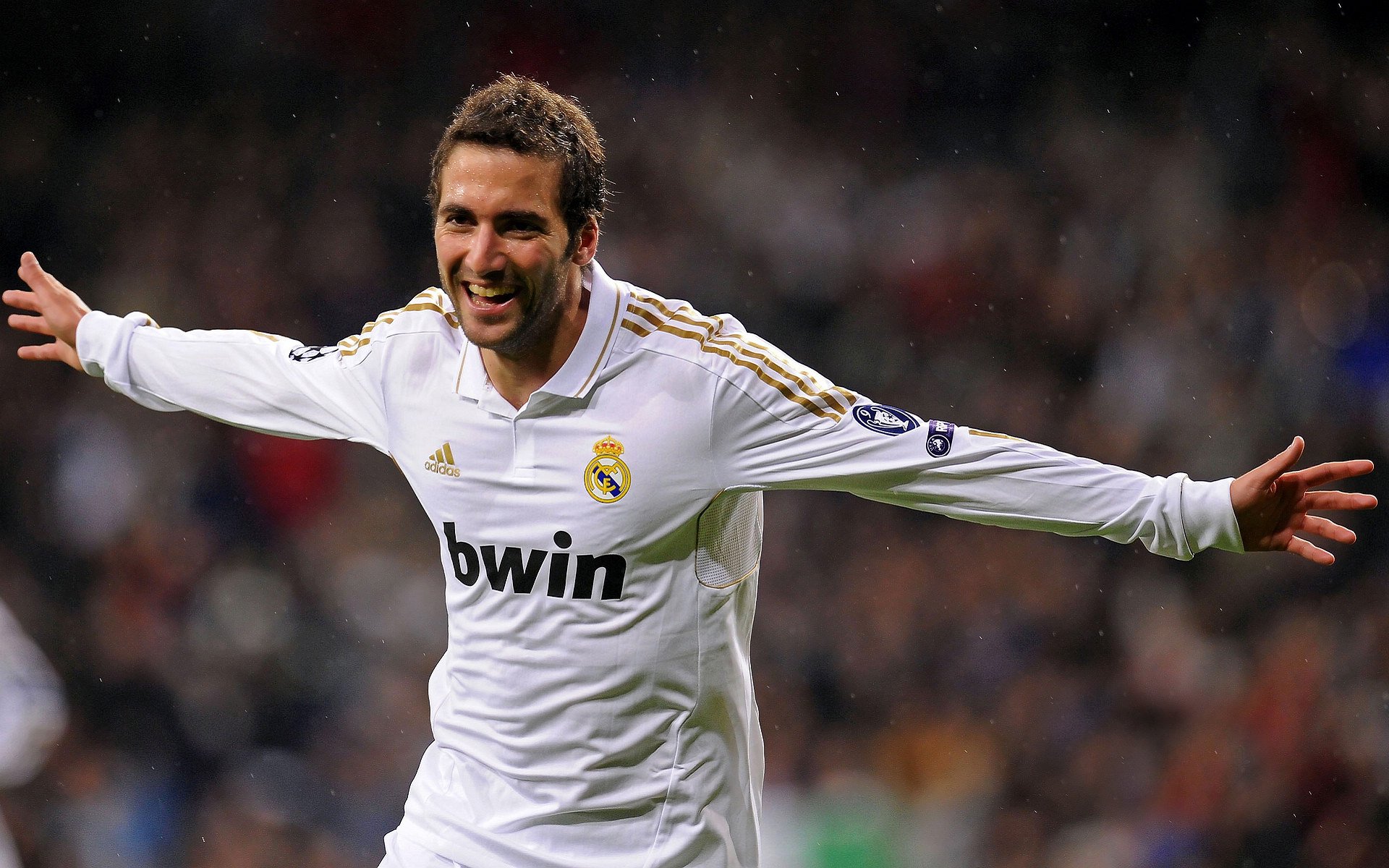 胡贝特·科斯技术动作完美助力夺冠，胡贝尔特